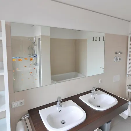 Apartmenthaus Hafenspitze: Seaside Terrace With Views Apartment Eckernfoerde